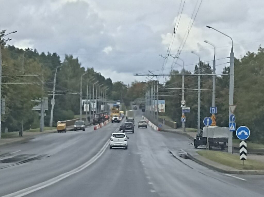 Сегодня мост на улице Поповича будет полностью перекрыт