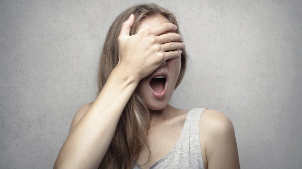 В Гродно мужчина гулял по улице обнаженным: возбуждено уголовное дело